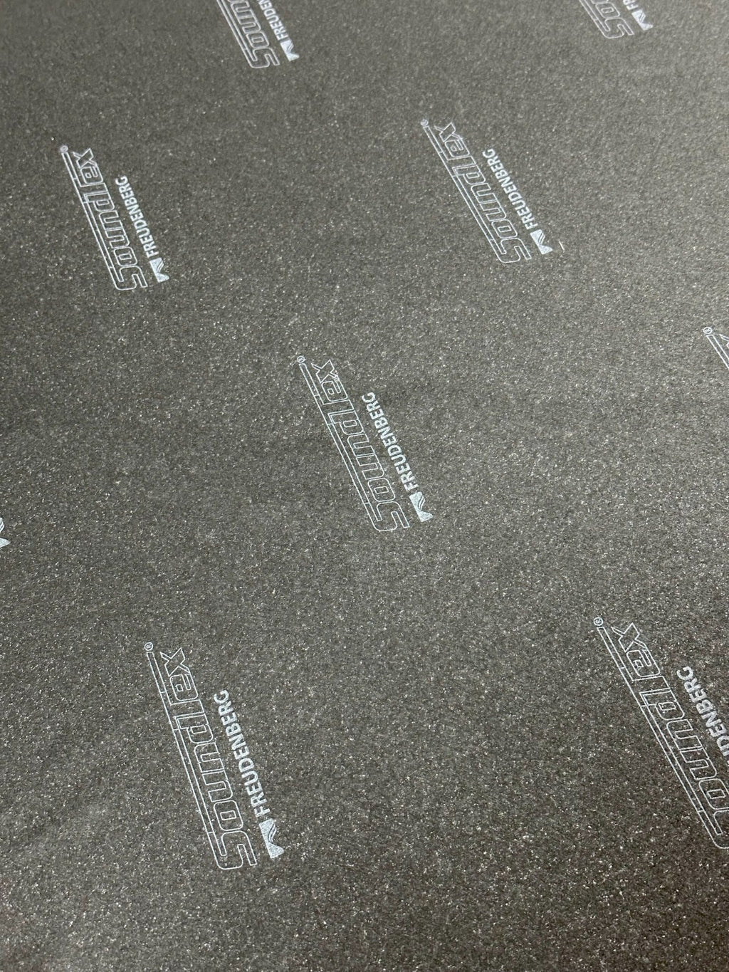 Plafón ALUMINIO PERF. BLANCO  0.61x0.61/ 40pz